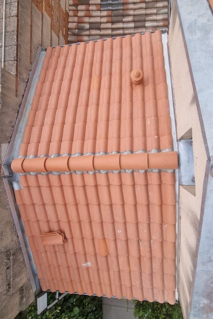 rénovation de toiture en tuile